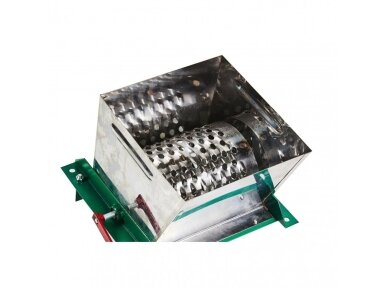 Mechaninis šakniavaisių smulkintuvas KOZA-NOVA 1 Mechaninis šakniavaisių smulkintuvas KOZA-NOVA 1